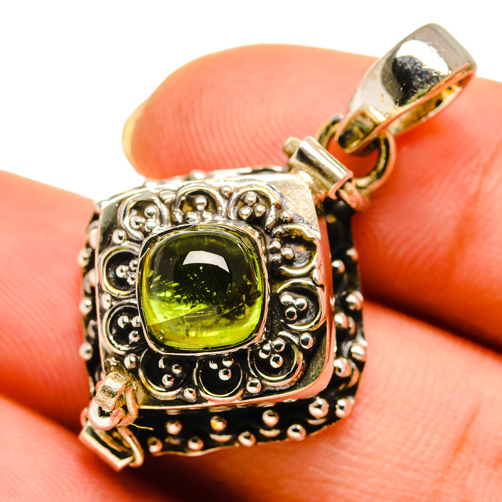 Peridot Pendants handcrafted by Anasilvercos - PD9433