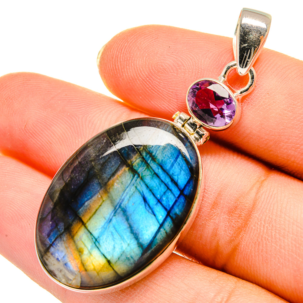 Labradorite Pendants handcrafted by Anasilvercos - PD9478