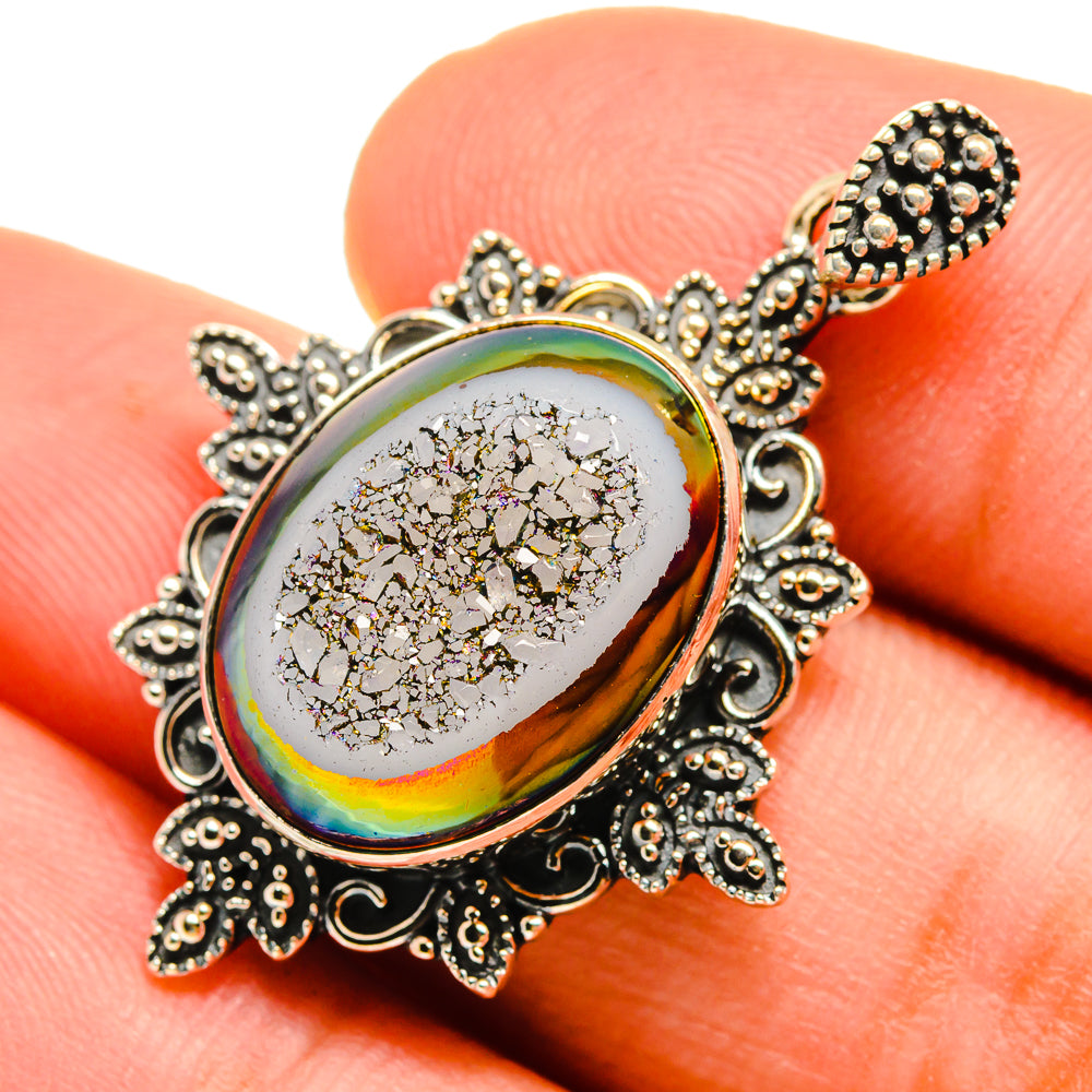 Titanium Druzy Pendants handcrafted by Anasilvercos - PD9631