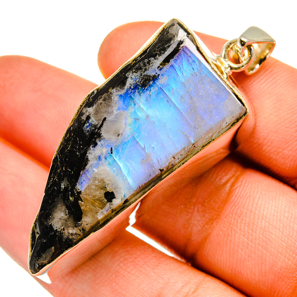 Rainbow Moonstone Pendants handcrafted by Anasilvercos - PD9664