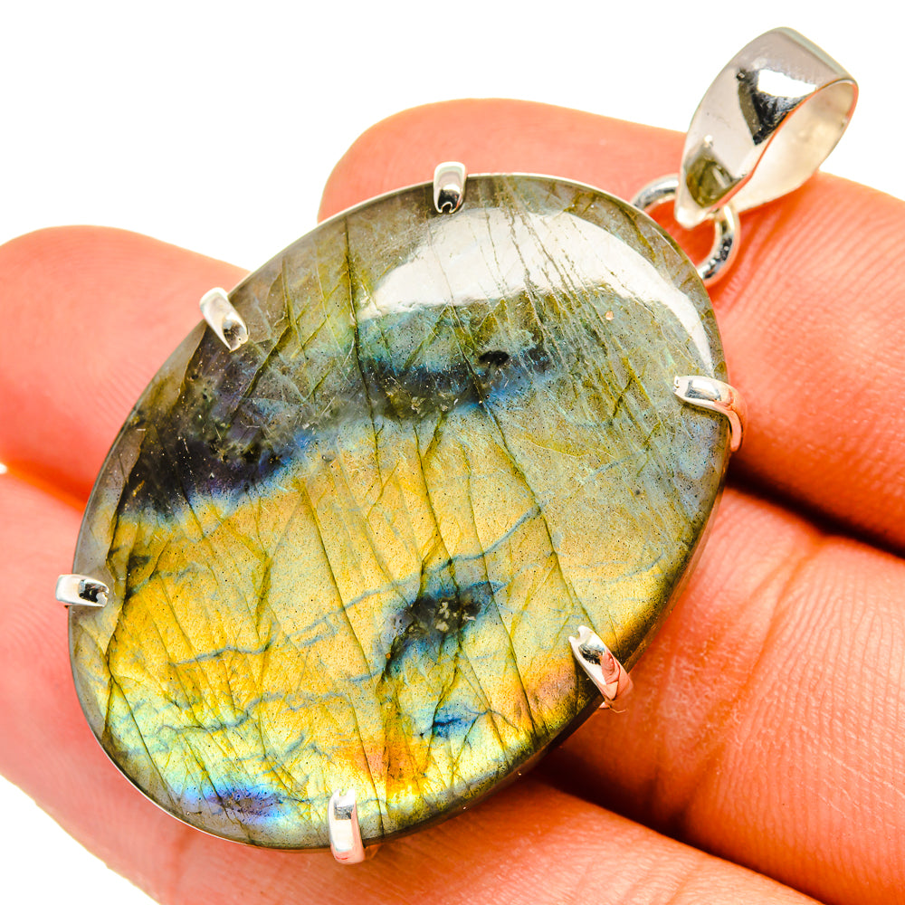 Labradorite Pendants handcrafted by Anasilvercos - PD9666