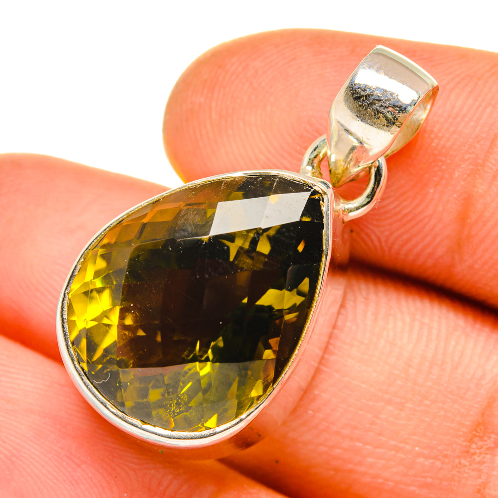 Olive Quartz Pendants handcrafted by Anasilvercos - PD9730