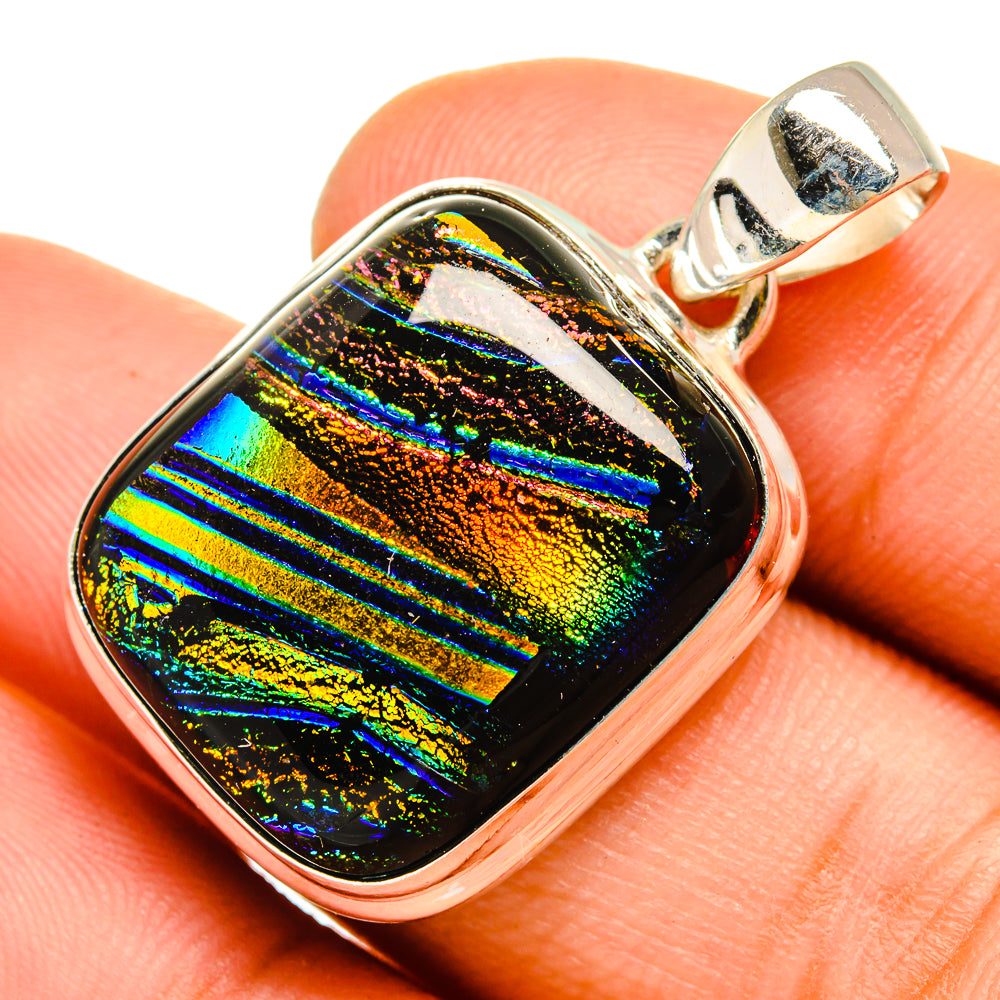 Dichroic Glass Pendants handcrafted by Anasilvercos - PD9888