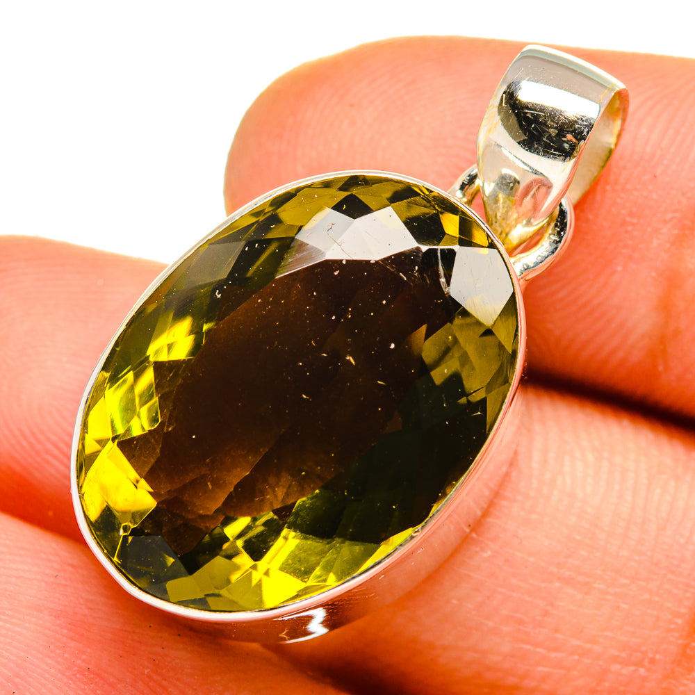 Olive Quartz Pendants handcrafted by Anasilvercos - PD9908