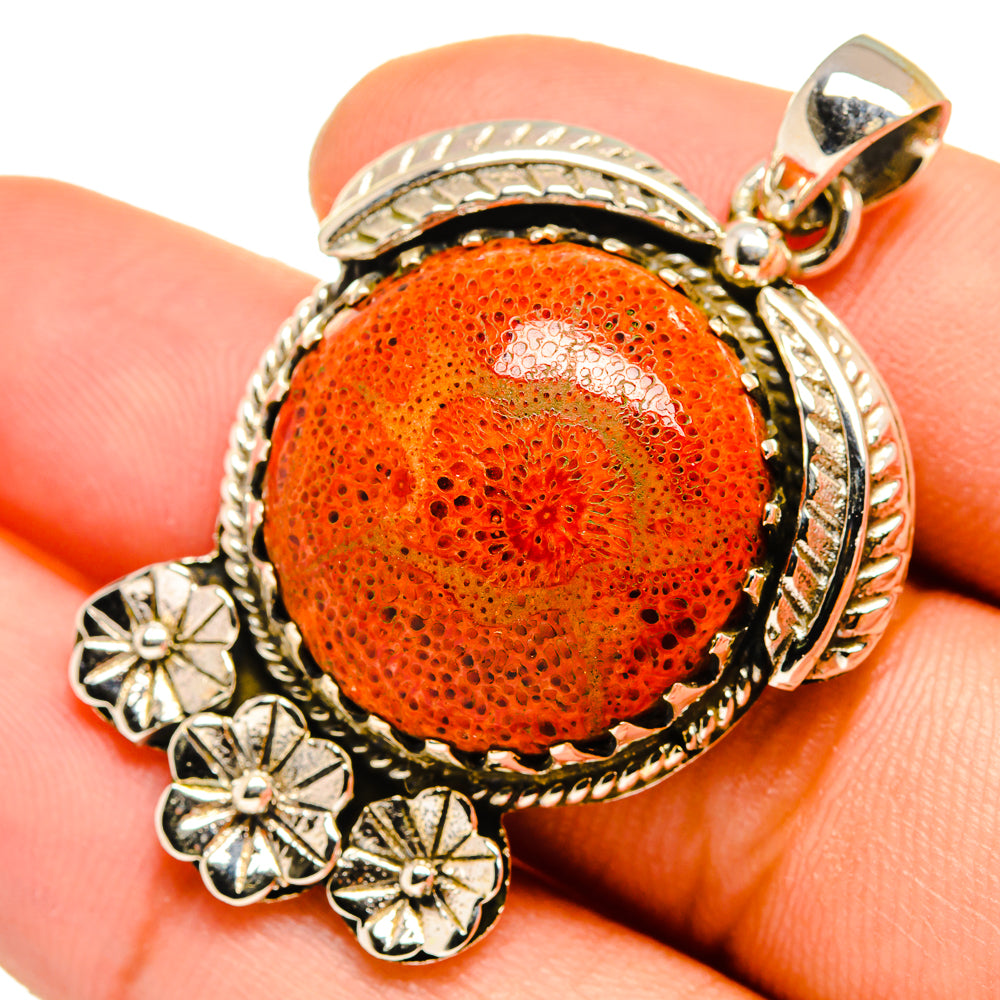 Sponge Coral Pendants handcrafted by Anasilvercos - PD9979