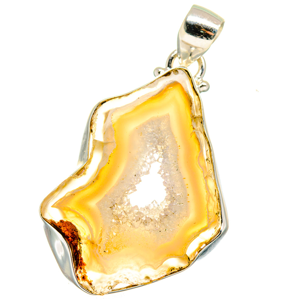 White Geode Slice Pendants handcrafted by Anasilvercos - PD15742