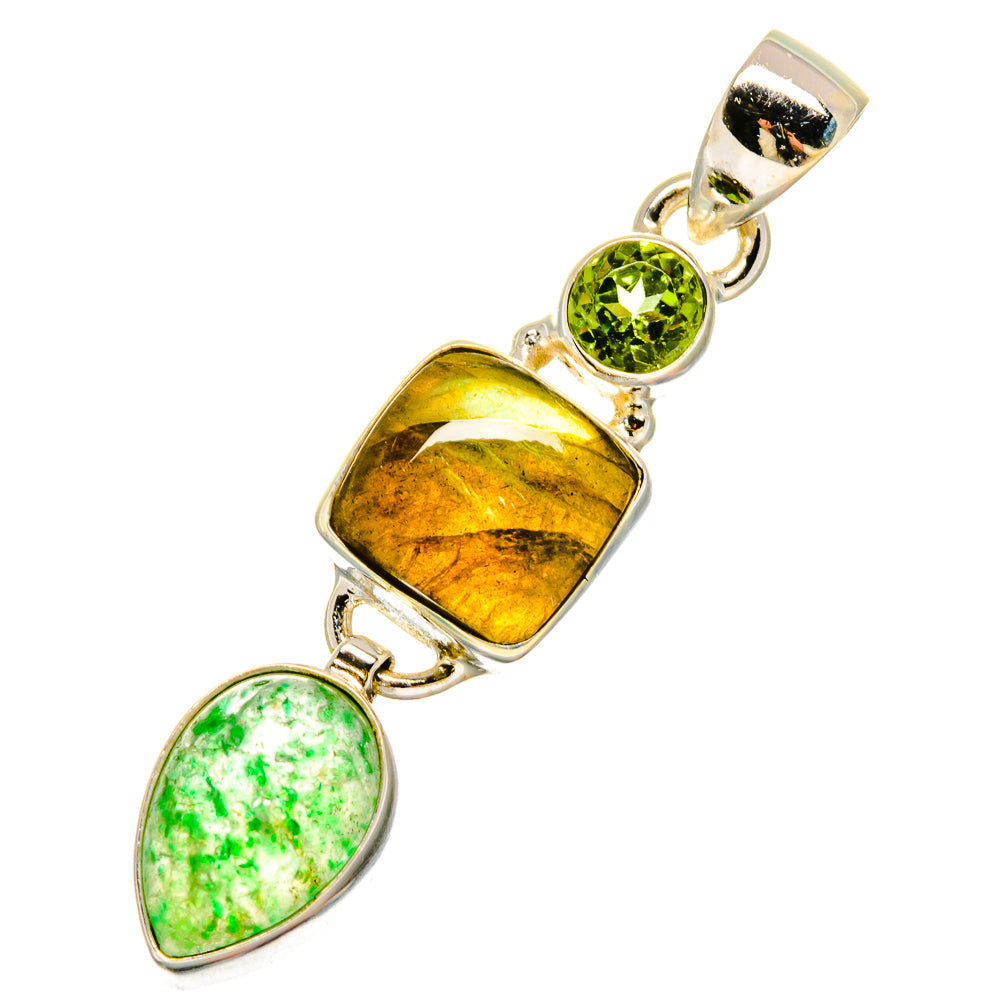 Labradorite Pendants handcrafted by Anasilvercos - PD16704