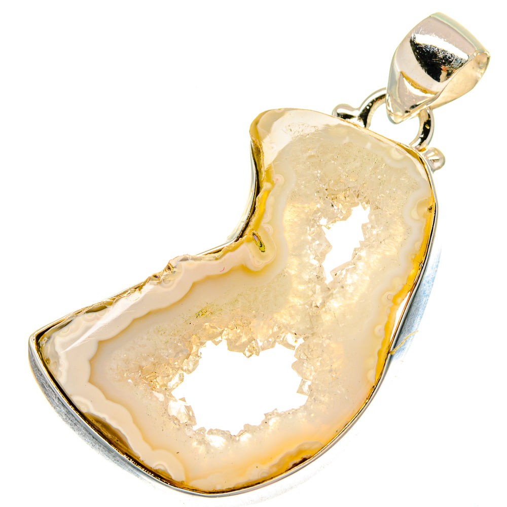 White Geode Slice Pendants handcrafted by Anasilvercos - PD16816
