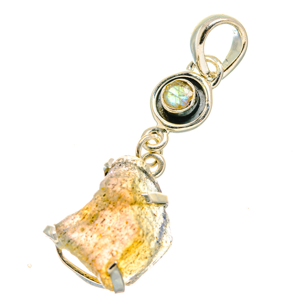 Labradorite Pendants handcrafted by Anasilvercos - PD17481 - Photo 2