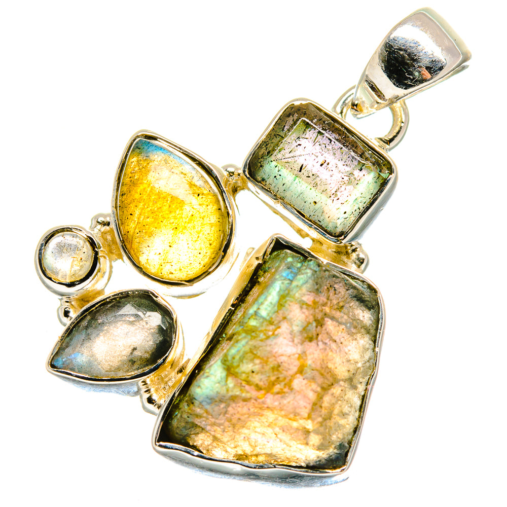 Labradorite Pendants handcrafted by Anasilvercos - PD17543