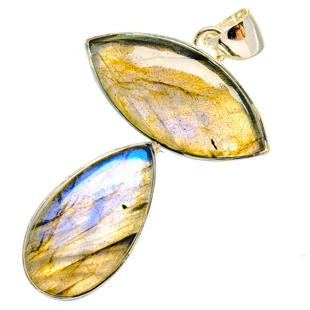 Labradorite Pendants handcrafted by Anasilvercos - PD18034