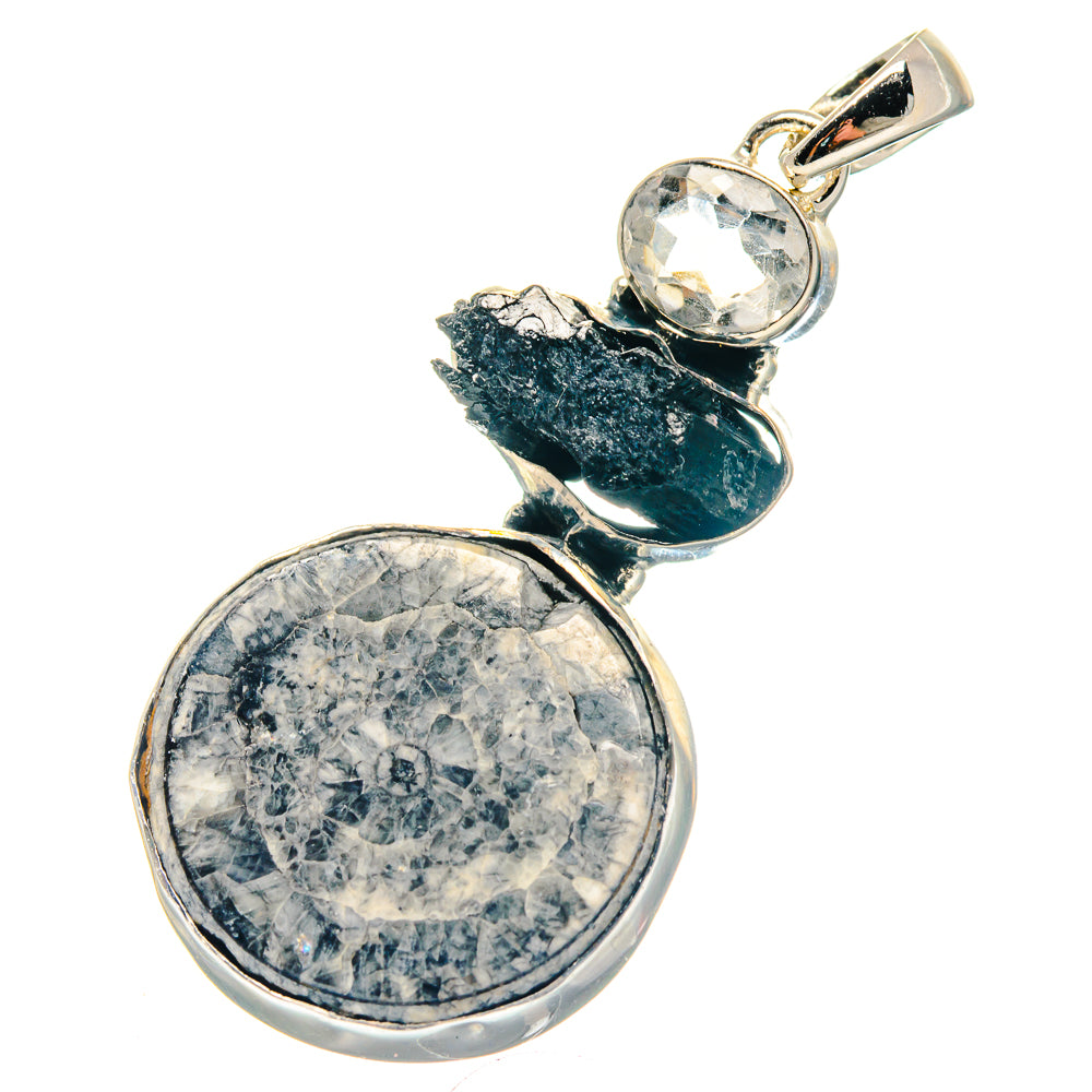 Goniatite Fossil Pendants handcrafted by Anasilvercos - PD19005