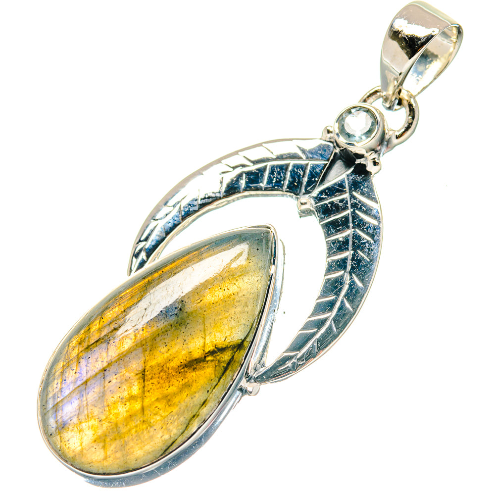 Labradorite Pendants handcrafted by Anasilvercos - PD19101