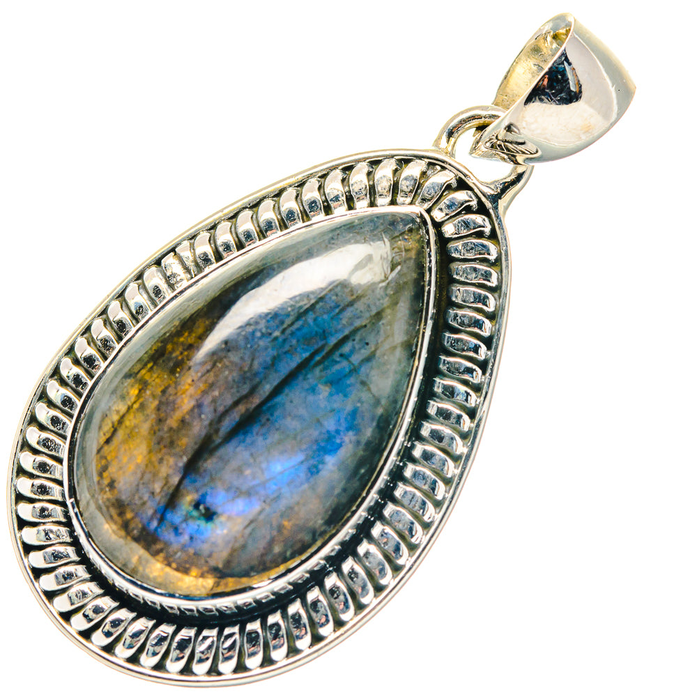 Labradorite Pendants handcrafted by Anasilvercos - PD19340