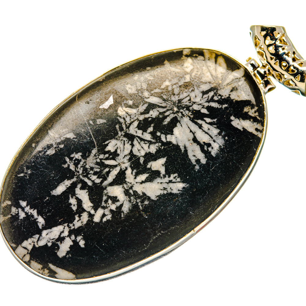 Chrysanthemum Stone Pendants handcrafted by Anasilvercos - PD20183