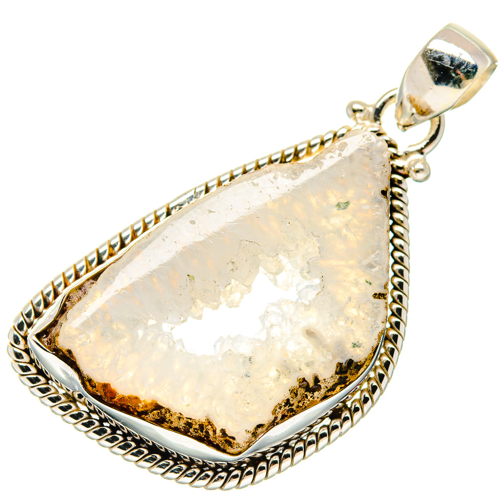 White Geode Slice Pendants handcrafted by Anasilvercos - PD20302
