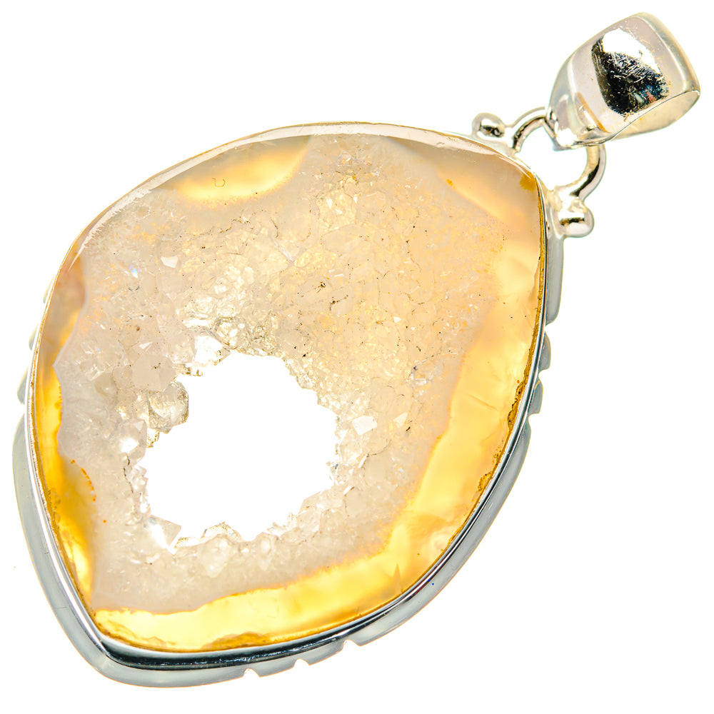White Geode Slice Pendants handcrafted by Anasilvercos - PD20314 - Photo 2