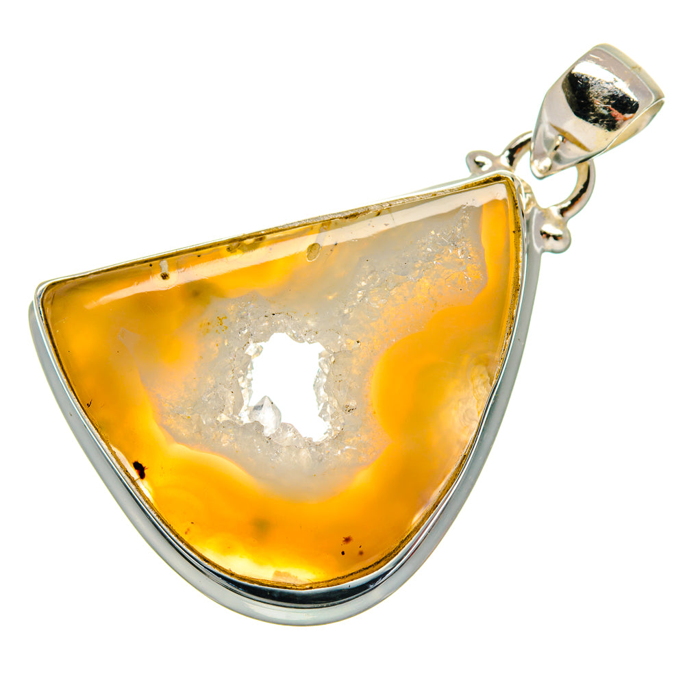 White Geode Slice Pendants handcrafted by Anasilvercos - PD21209 - Photo 2