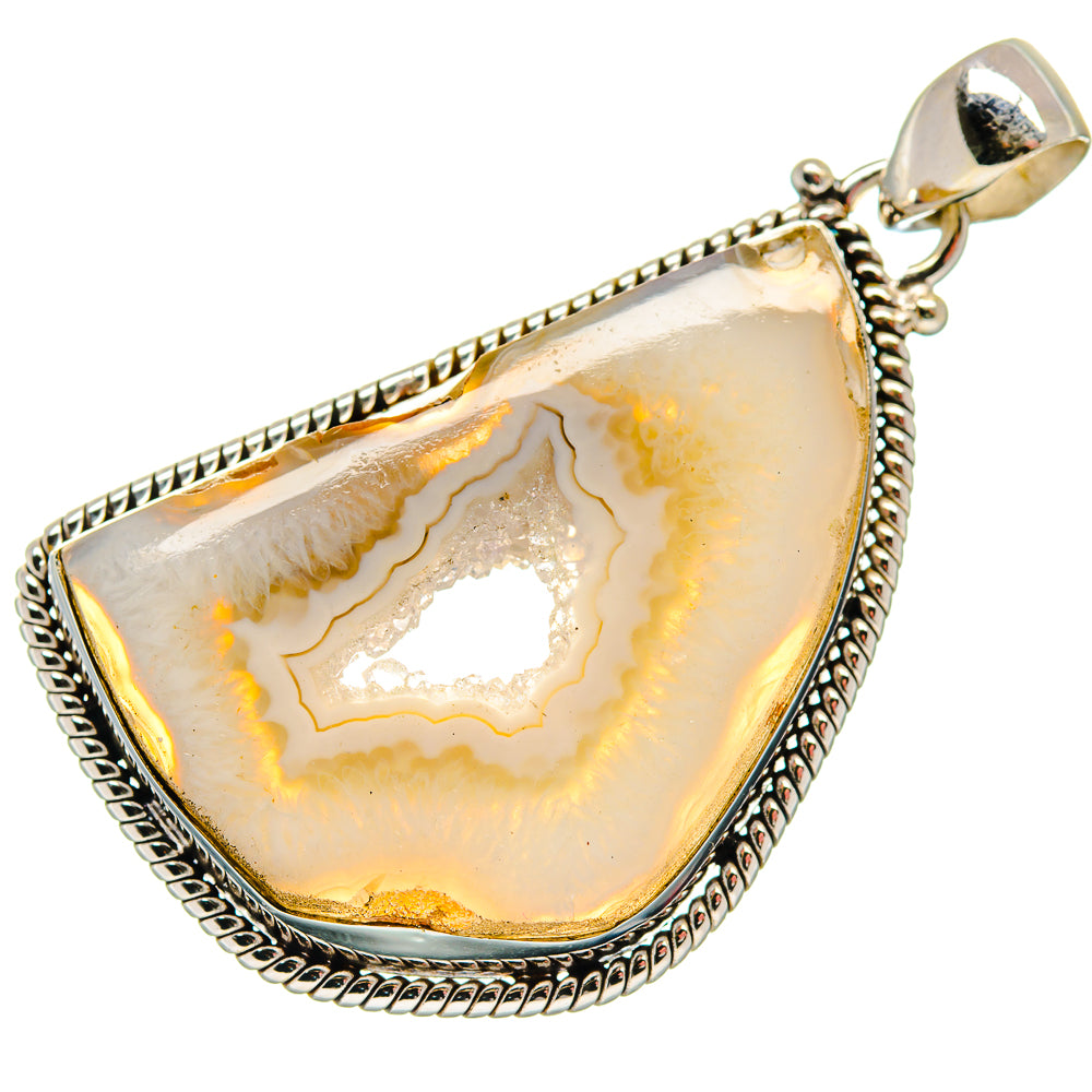 White Geode Slice Pendants handcrafted by Anasilvercos - PD21344 - Photo 2