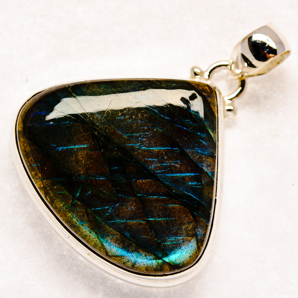 Labradorite Pendants handcrafted by Anasilvercos - PD22156