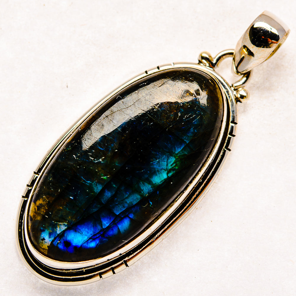 Labradorite Pendants handcrafted by Anasilvercos - PD22160 - Photo 2