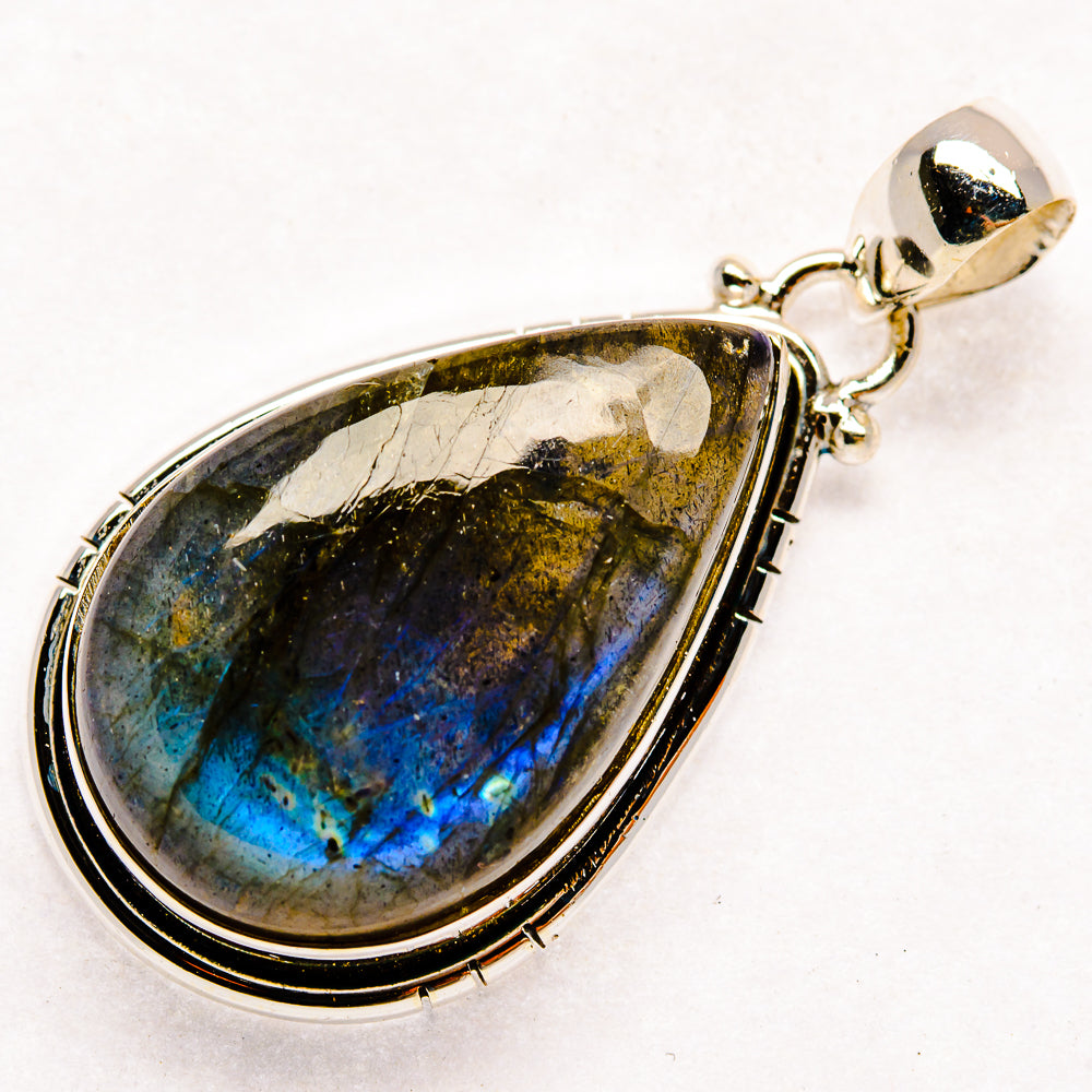 Labradorite Pendants handcrafted by Anasilvercos - PD22358 - Photo 2