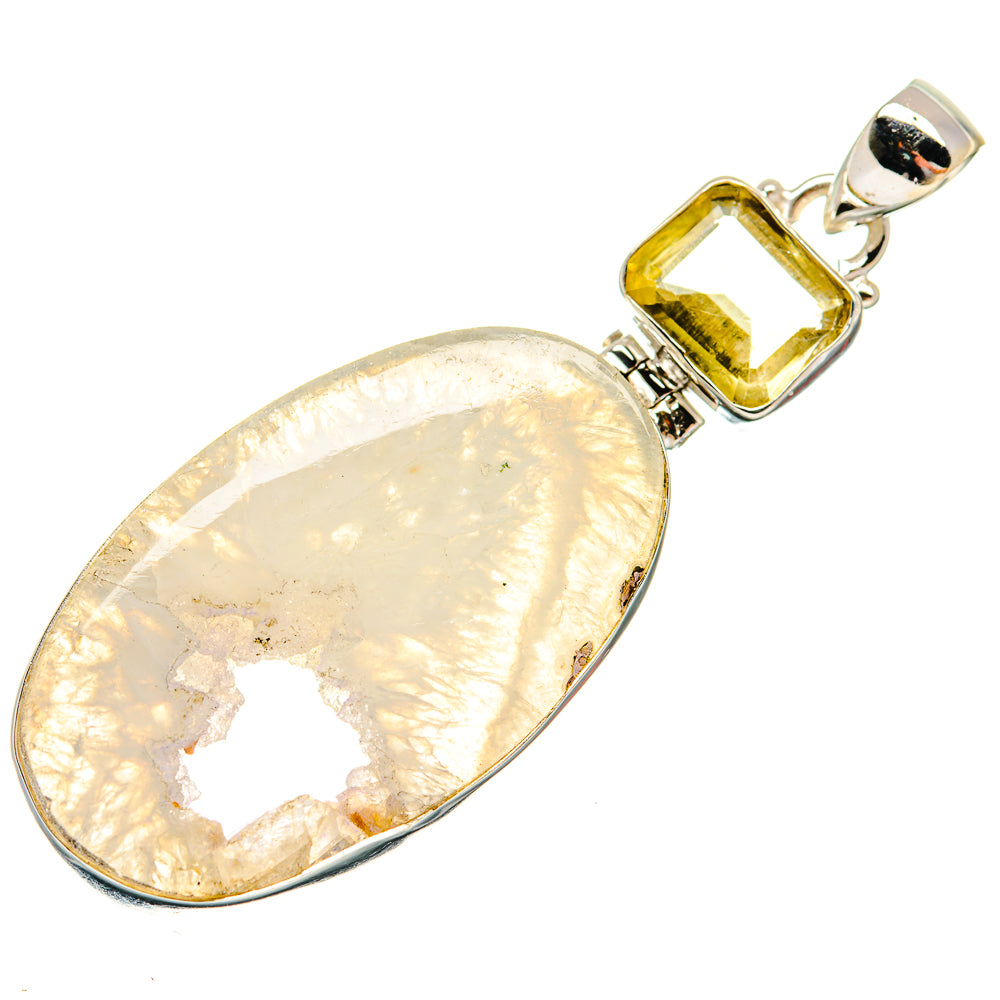 White Geode Slice Pendants handcrafted by Anasilvercos - PD22389 - Photo 2