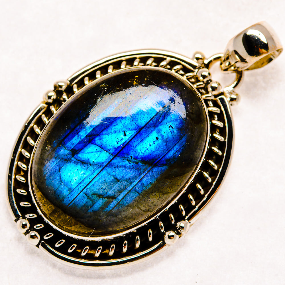 Labradorite Pendants handcrafted by Anasilvercos - PD22606