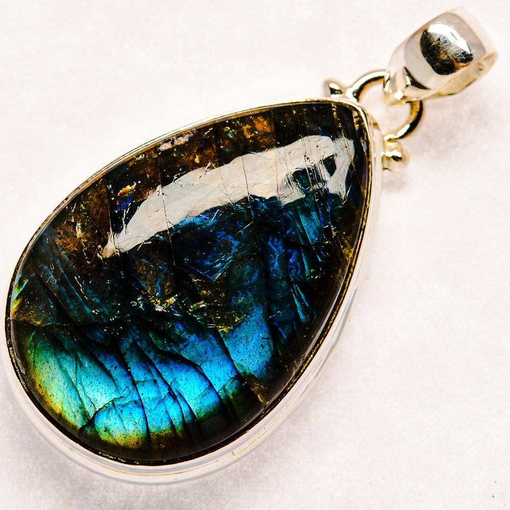 Labradorite Pendants handcrafted by Anasilvercos - PD22613 - Photo 2