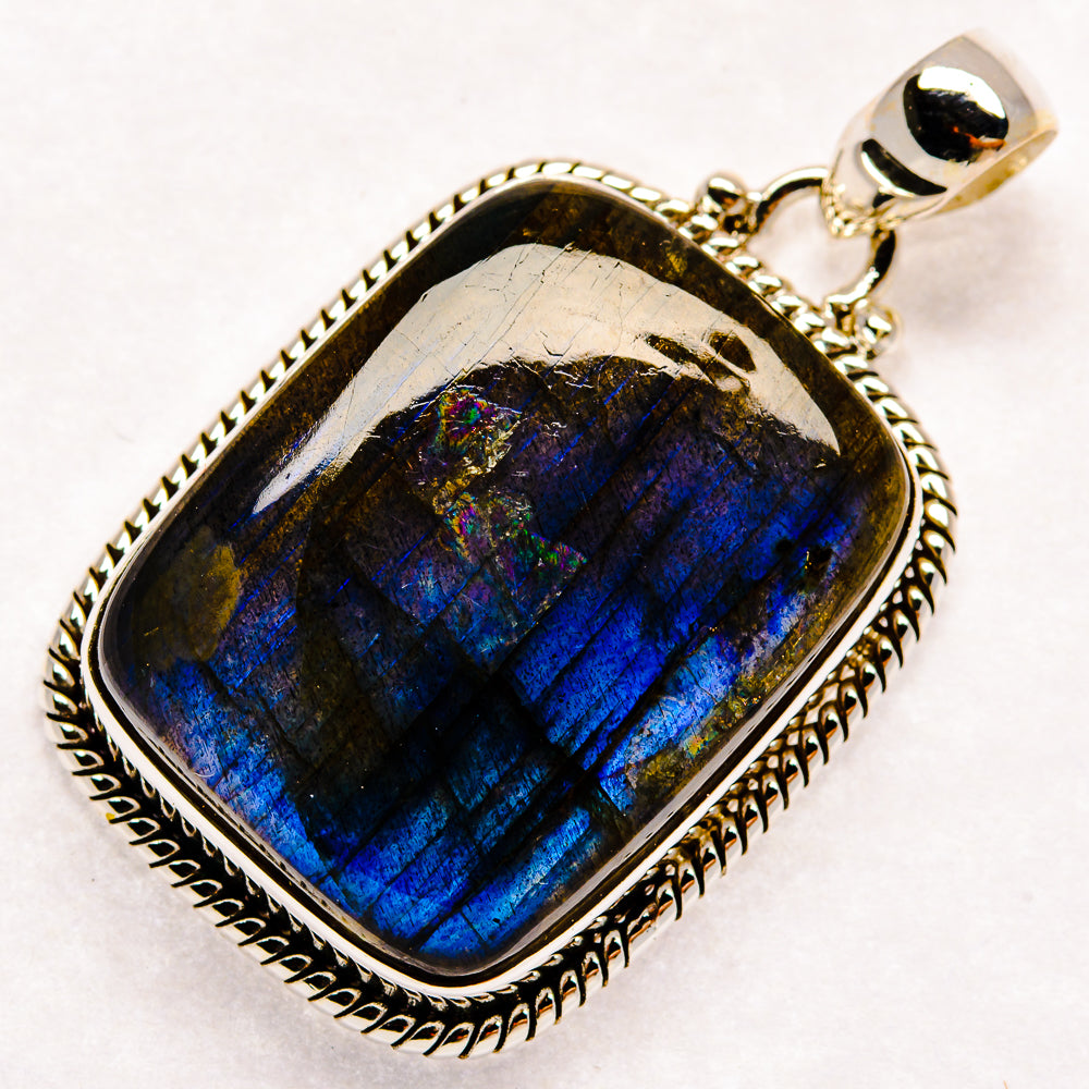 Labradorite Pendants handcrafted by Anasilvercos - PD22732 - Photo 2