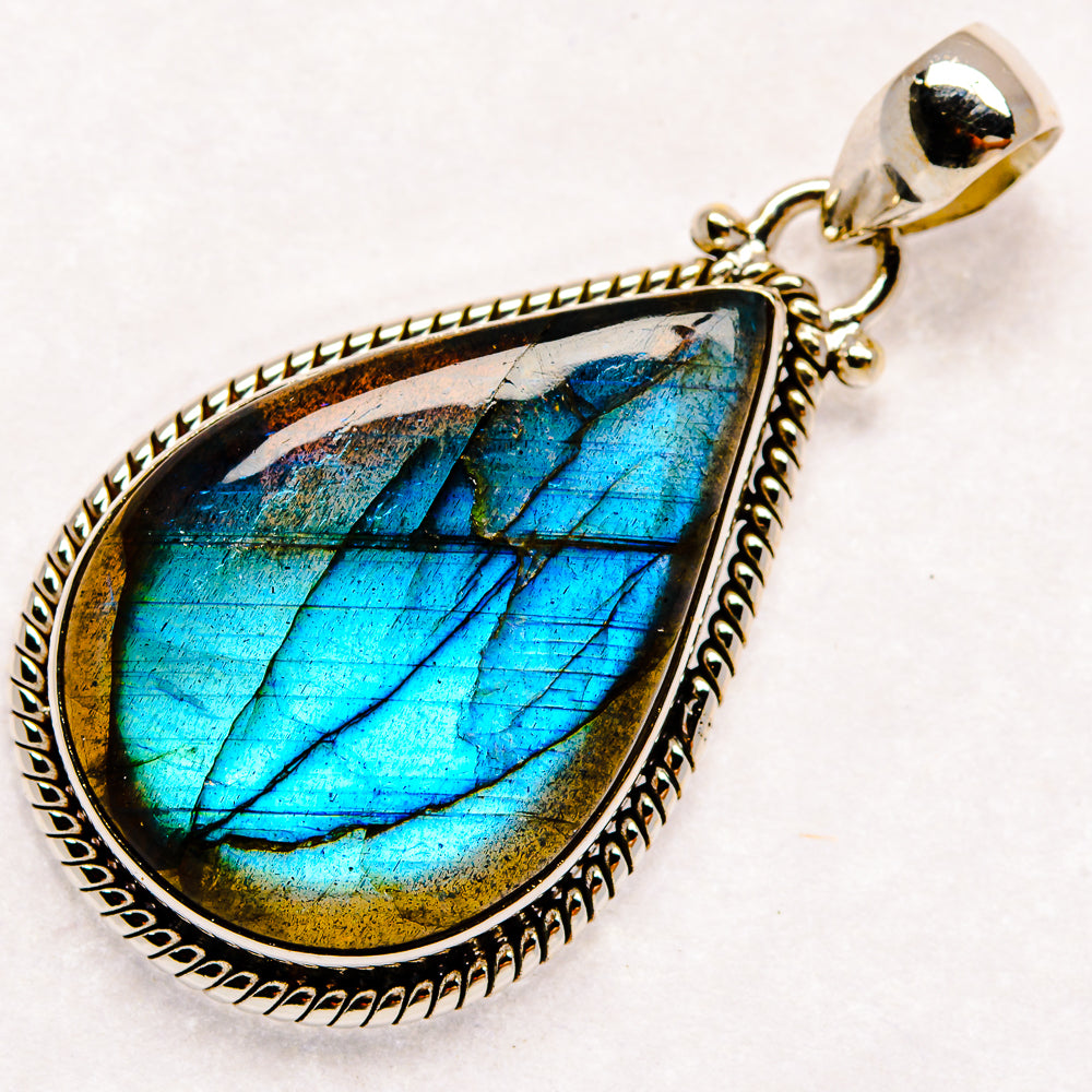 Labradorite Pendants handcrafted by Anasilvercos - PD22741 - Photo 2