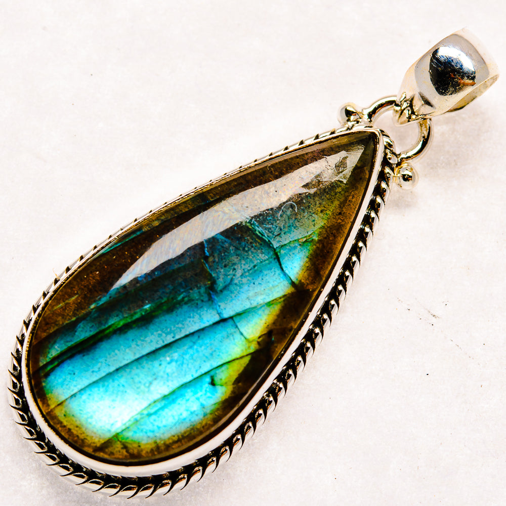 Labradorite Pendants handcrafted by Anasilvercos - PD22900 - Photo 2