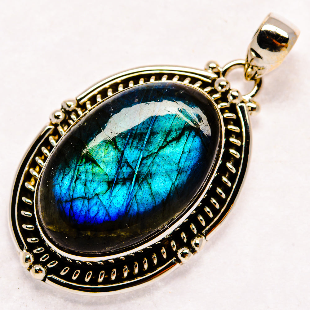 Labradorite Pendants handcrafted by Anasilvercos - PD23140 - Photo 2