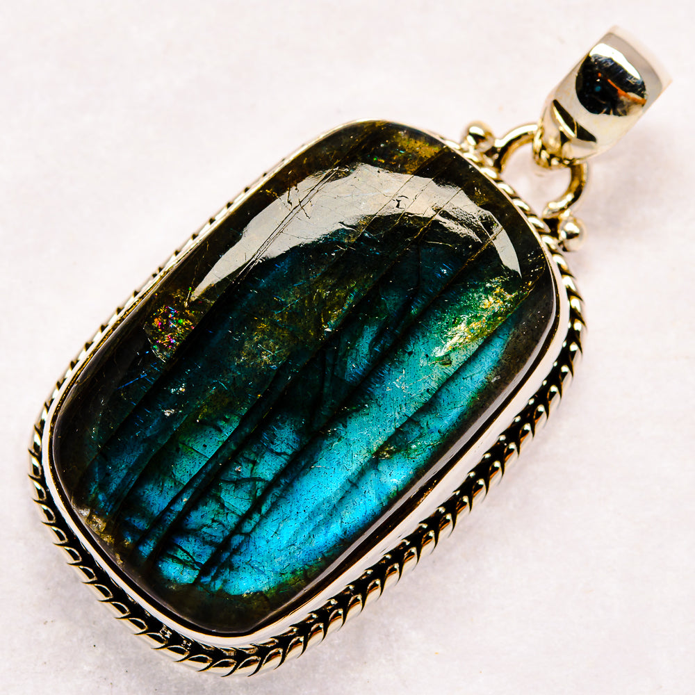 Labradorite Pendants handcrafted by Anasilvercos - PD23142 - Photo 2