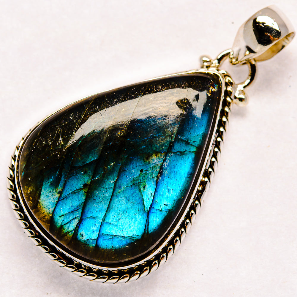 Labradorite Pendants handcrafted by Anasilvercos - PD23146 - Photo 2