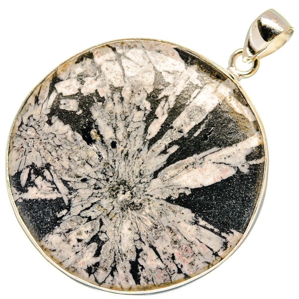 Chrysanthemum Stone Pendants handcrafted by Anasilvercos - PD23244 - Photo 2