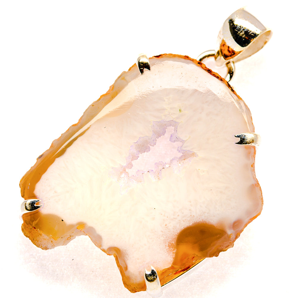 White Geode Slice Pendants handcrafted by Anasilvercos - PD23311 - Photo 2