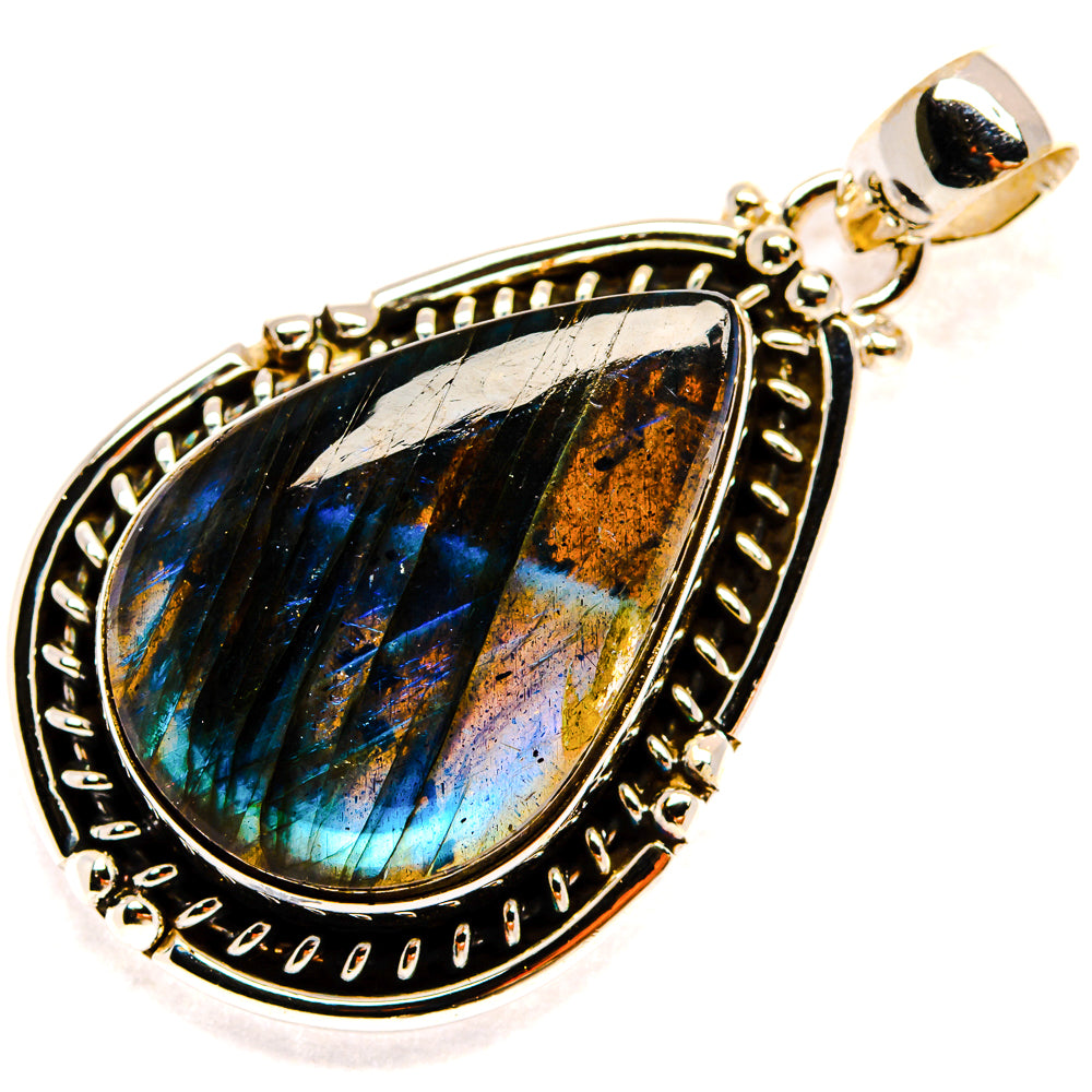 Labradorite Pendants handcrafted by Anasilvercos - PD23322 - Photo 2
