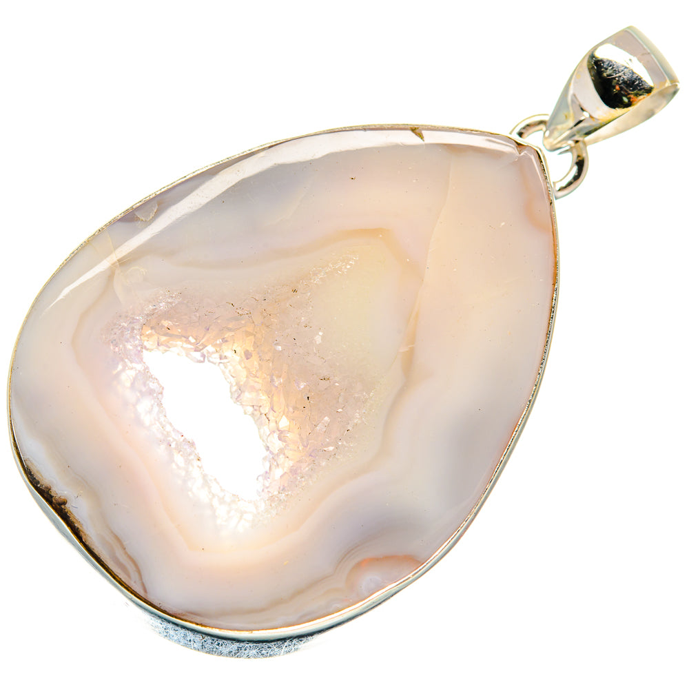 White Geode Slice Pendants handcrafted by Anasilvercos - PD23748 - Photo 2