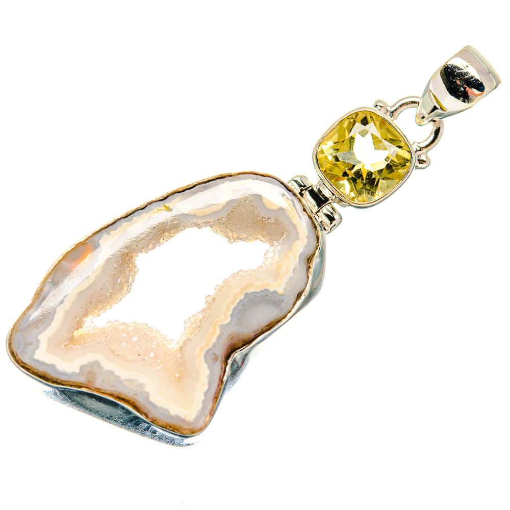 White Geode Slice Pendants handcrafted by Anasilvercos - PD23749 - Photo 2