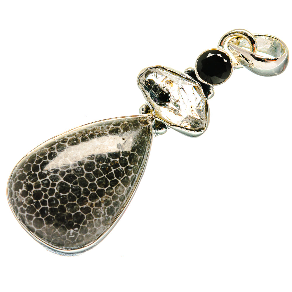 Stingray Coral Pendants handcrafted by Anasilvercos - PD24621 - Photo 2