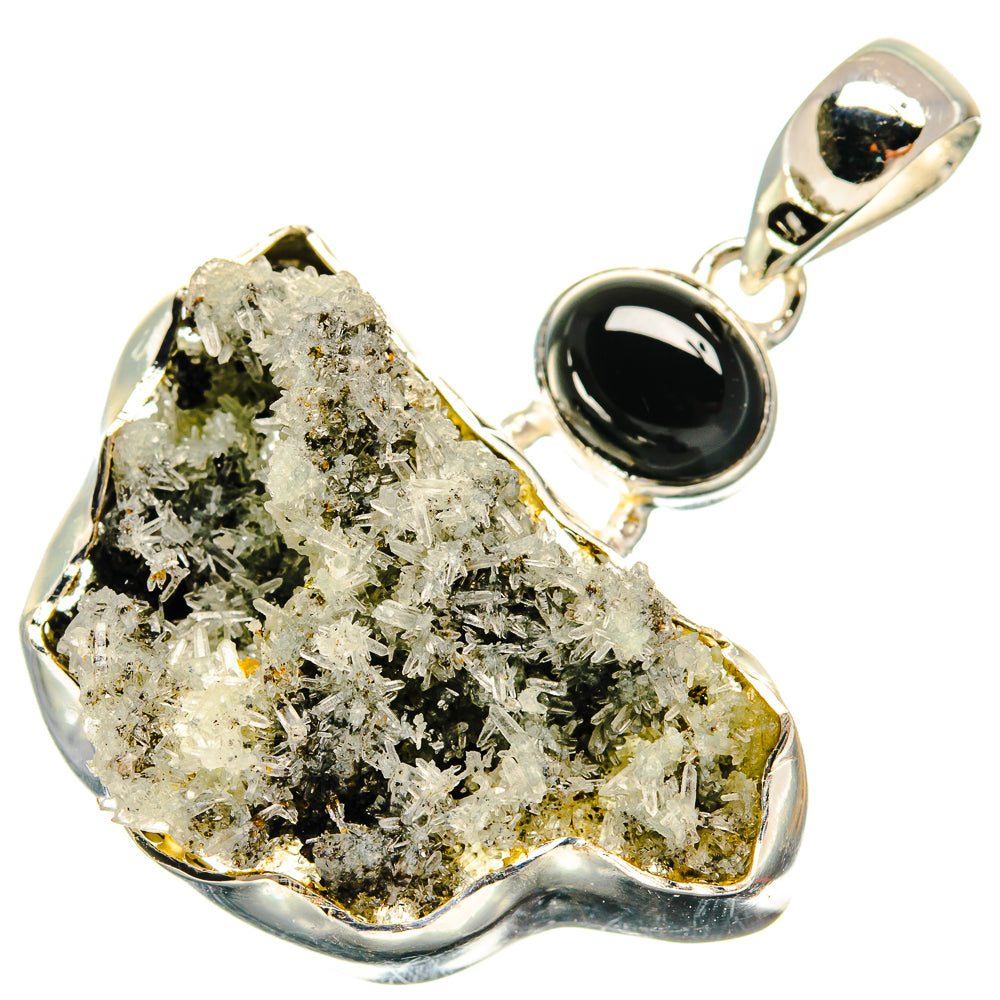 Quartz Cluster Pendants handcrafted by Anasilvercos - PD24750 - Photo 2