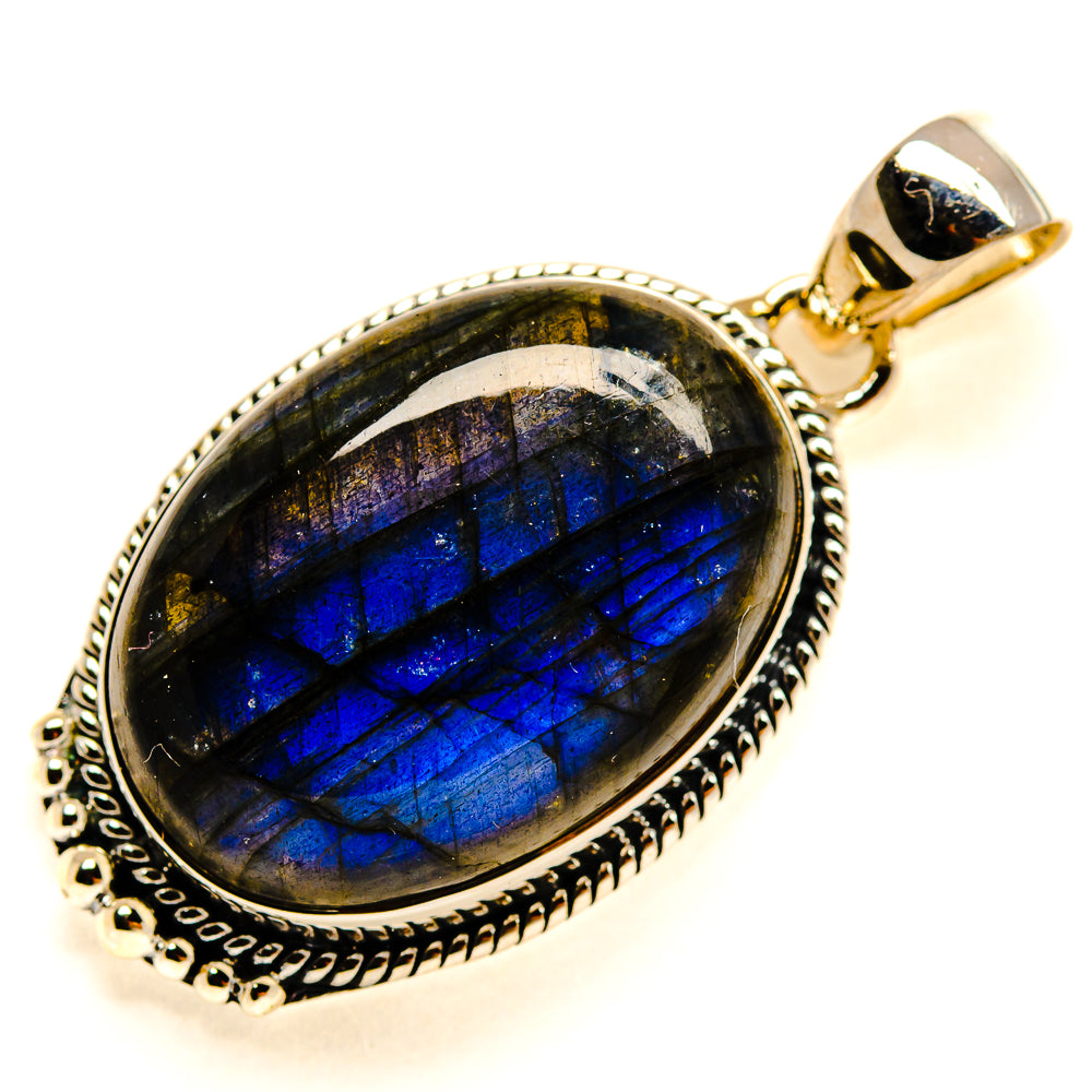 Labradorite Pendants handcrafted by Anasilvercos - PD24797 - Photo 2