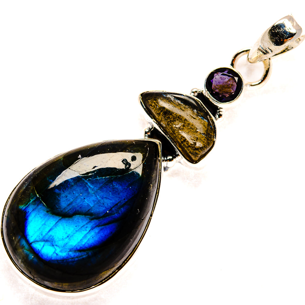 Labradorite Pendants handcrafted by Anasilvercos - PD25205 - Photo 2