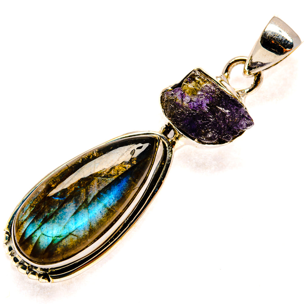Labradorite Pendants handcrafted by Anasilvercos - PD25207 - Photo 2