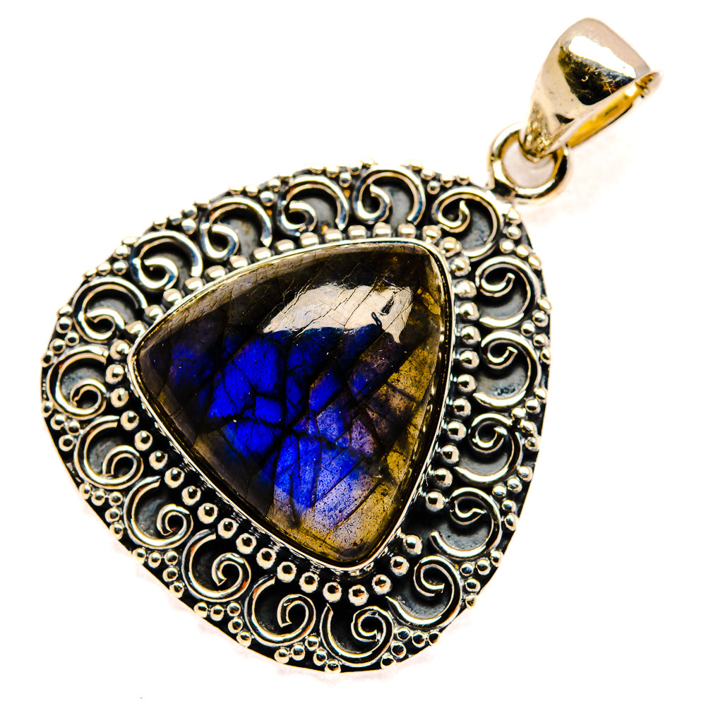 Labradorite Pendants handcrafted by Anasilvercos - PD25209 - Photo 2