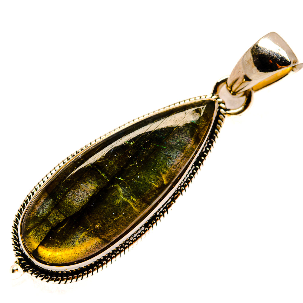 Labradorite Pendants handcrafted by Anasilvercos - PD26298 - Photo 2