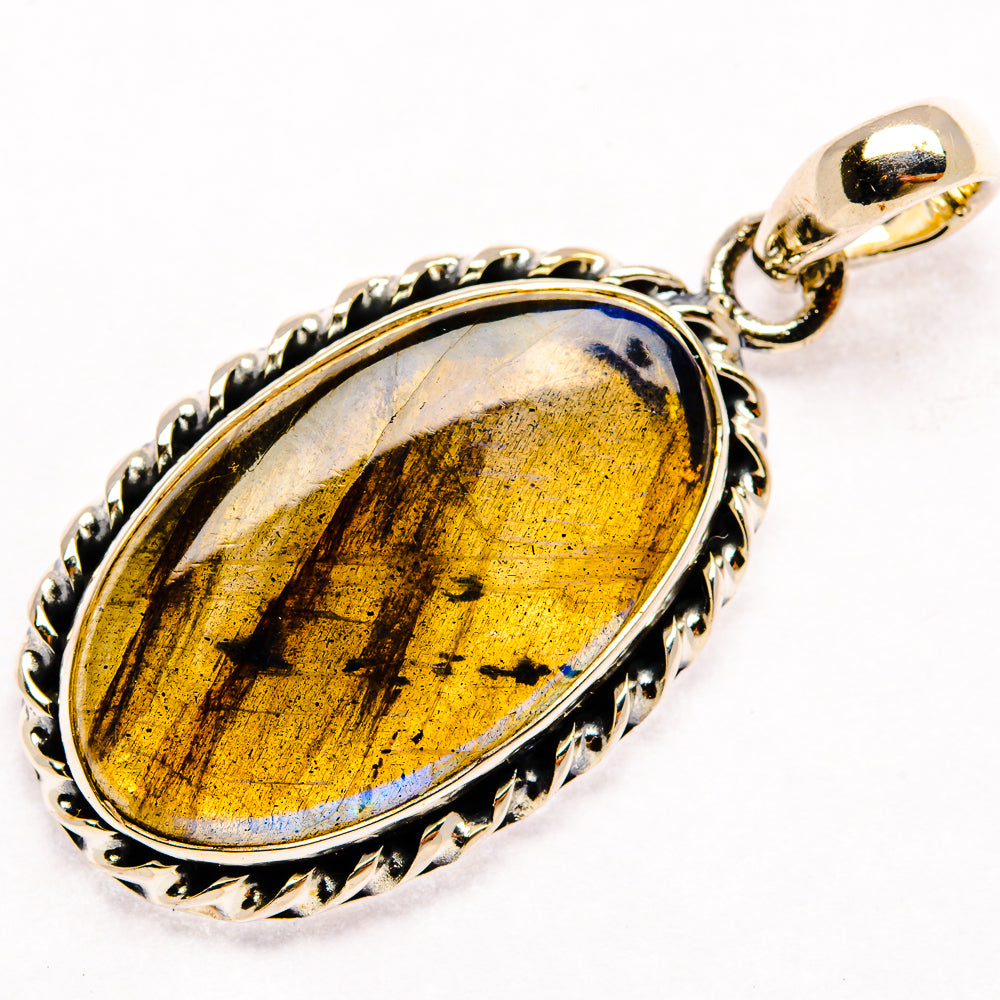 Labradorite Pendants handcrafted by Anasilvercos - PD26802 - Photo 2