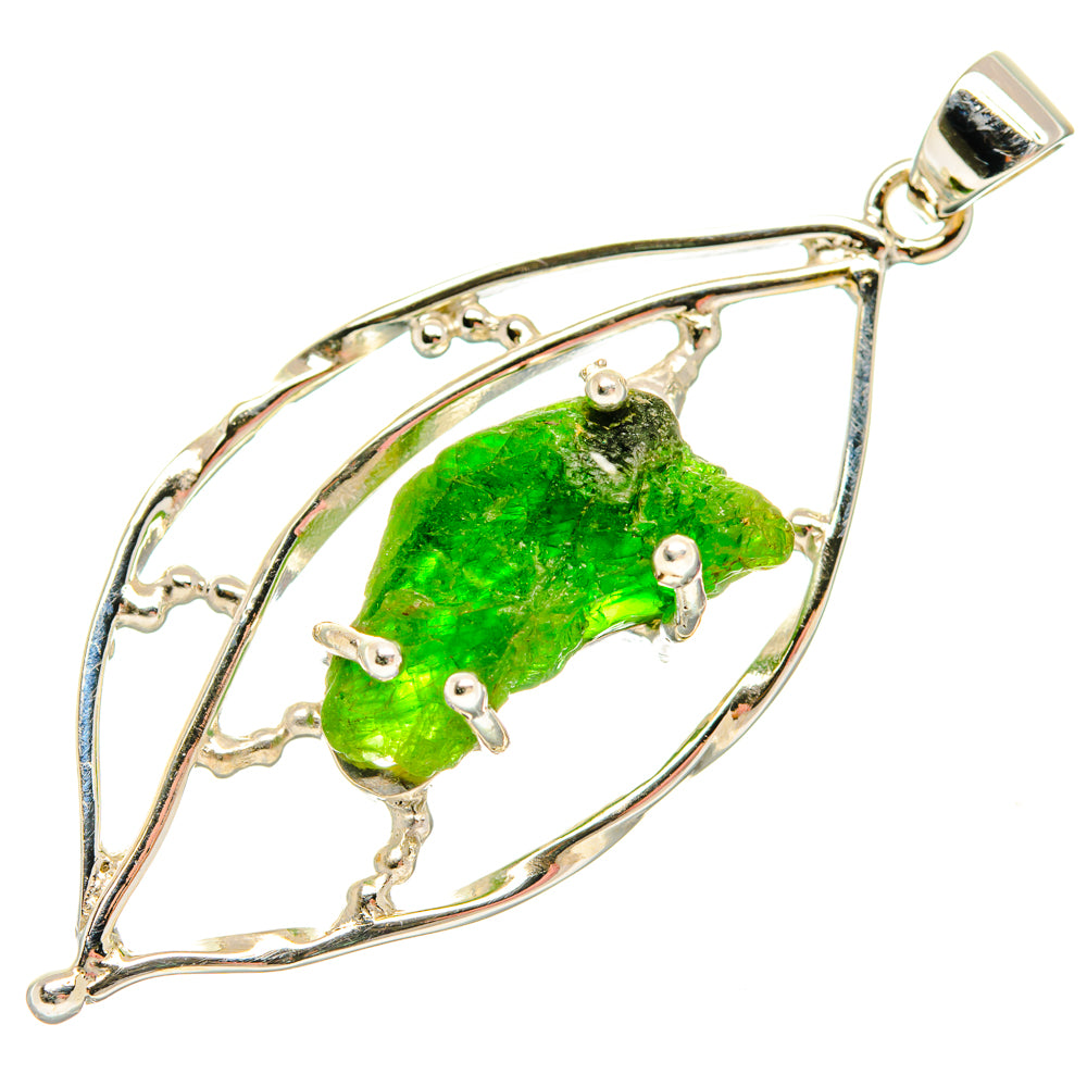 Chrome Diopside Pendants handcrafted by Anasilvercos - PD27971 - Photo 2