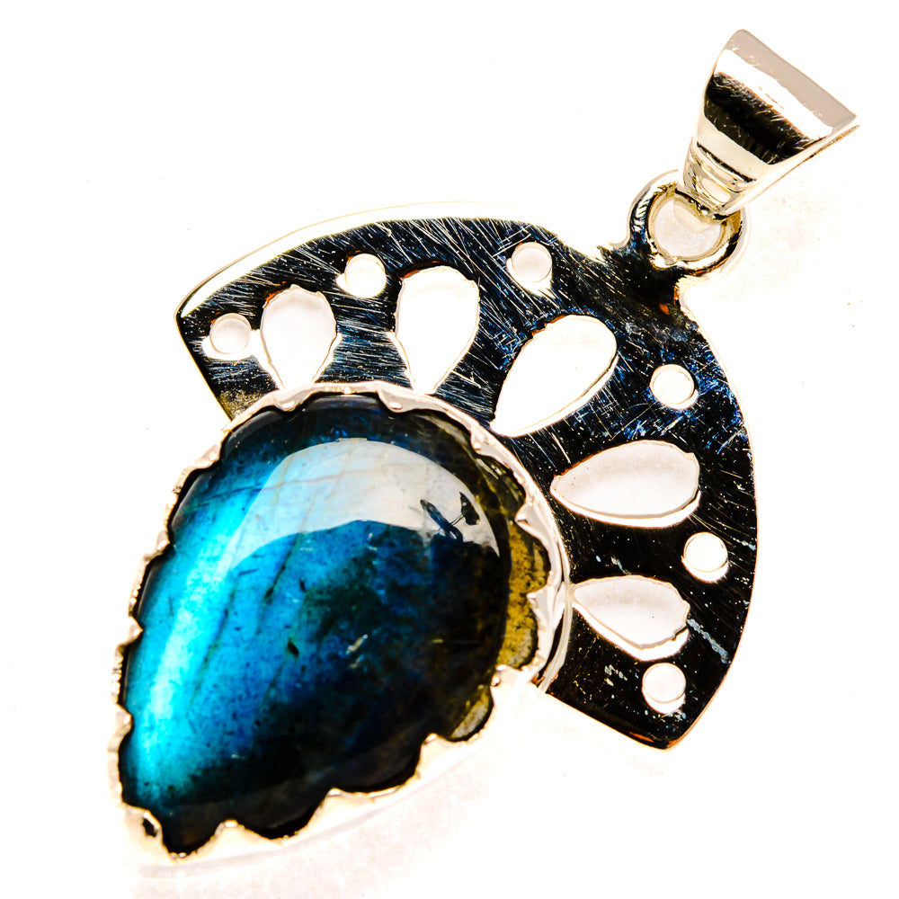 Labradorite Pendants handcrafted by Anasilvercos - PD27997 - Photo 2